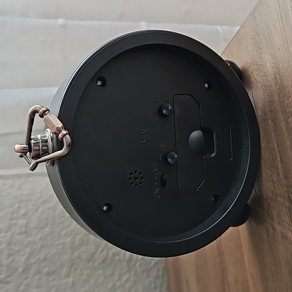 Table Clock - Picture 3 of 3